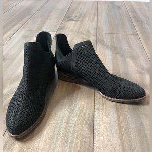 Vince Camuto Leather Black Ankle Booties Size 8.5